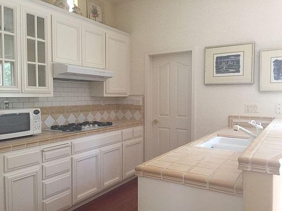 5th image of 3202 Vernazza Ave