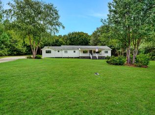 2298 Park Rd, Fountain Inn, SC 29644