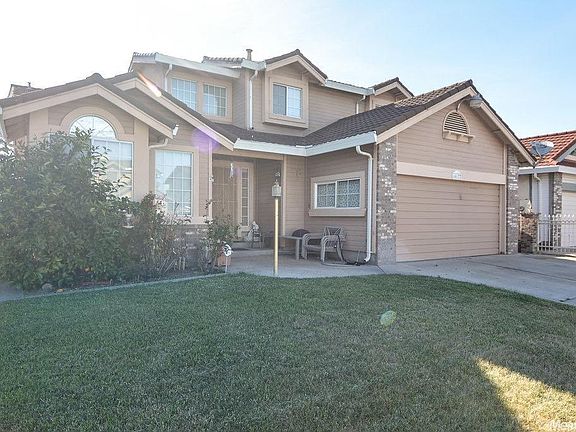 3rd image of 16177 Tumbleweed Ln