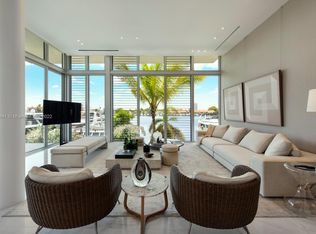 3750 Yacht Club Dr #1, Aventura, FL 33180