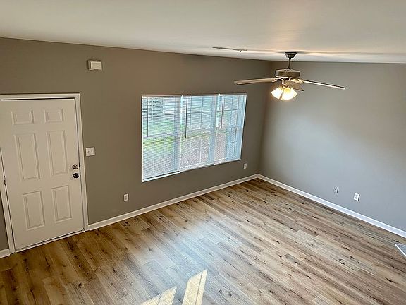 5th image of 4855 W Park Cir