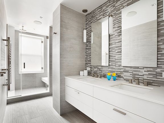 5th image of 220 W 93rd St APT 2B