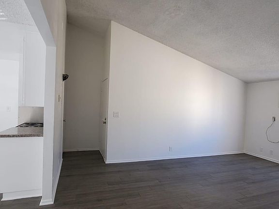 4th image of 6108 Hazelhurst Pl APT 18