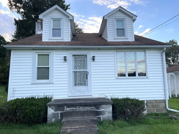 2045 Horsecreek Rd, Oil City, PA 16301