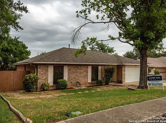 2nd image of 5102 Tree Top St