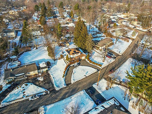 3rd image of 6 Merrick Lane