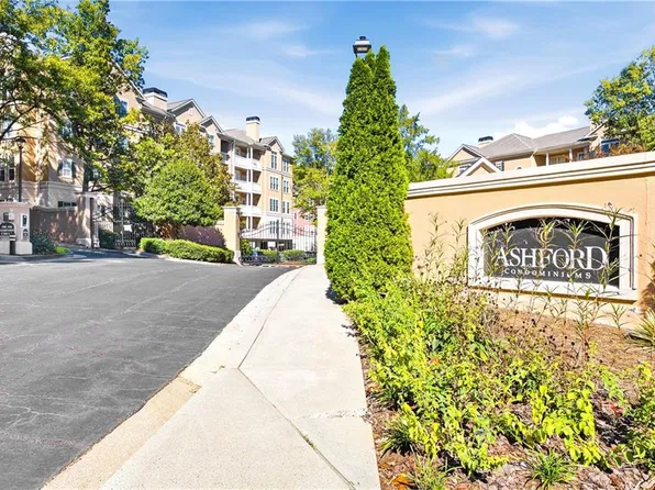 336 Ashford Cir, Dunwoody, GA 30338