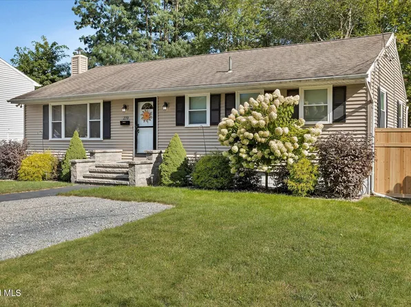 270 Daniels Avenue, Schenectady, NY 12304