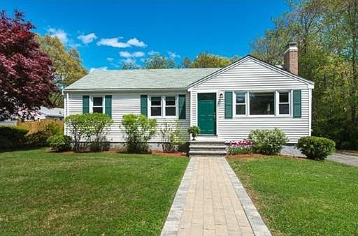 4 Grace Rd, Woburn, MA 01801 | Zillow