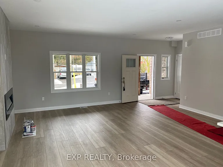 5960 Delaware St — Photo 6