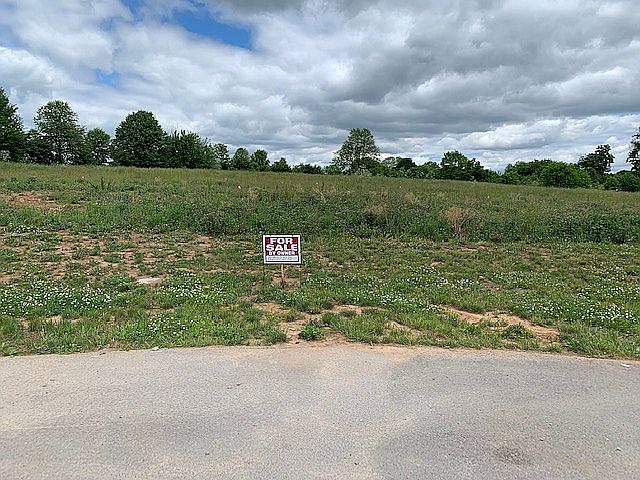 2nd image of 1112 Galant Dr Lot 7