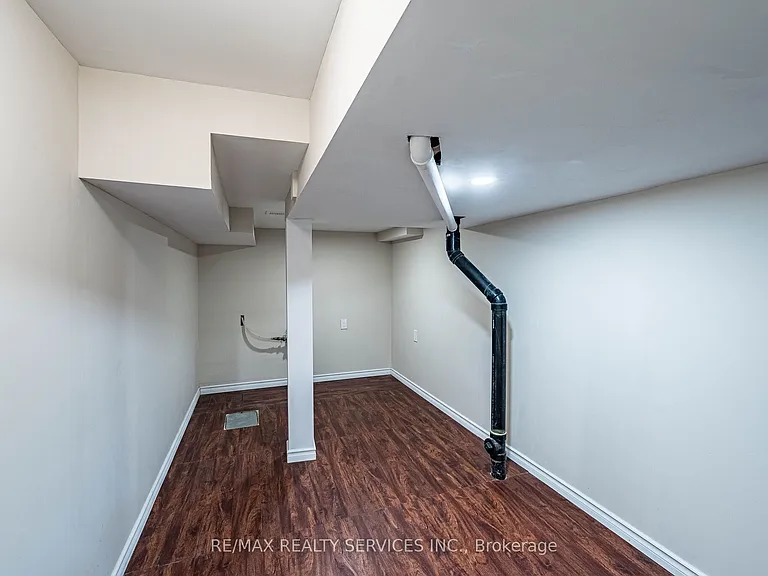 43 Sonoma Valley Cres — Photo 45