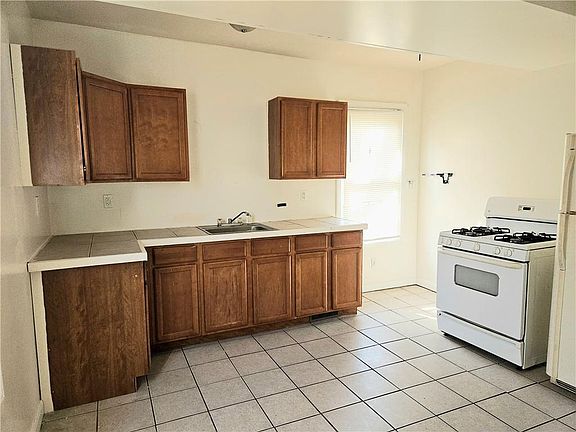5th image of 26 Inkerman St