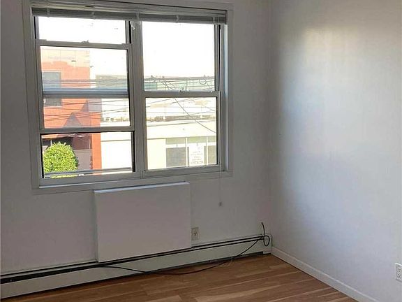 5th image of 10 Verbena Ave Floor 2