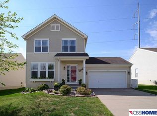 16327 Patrick Ave, Omaha, NE 68116