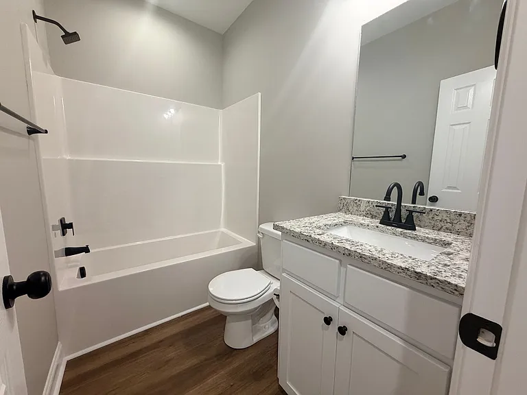 515 Birch St #A — Photo 10