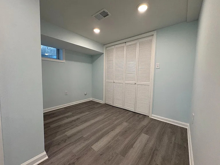 9405 Rhode Island Ave — Photo 31