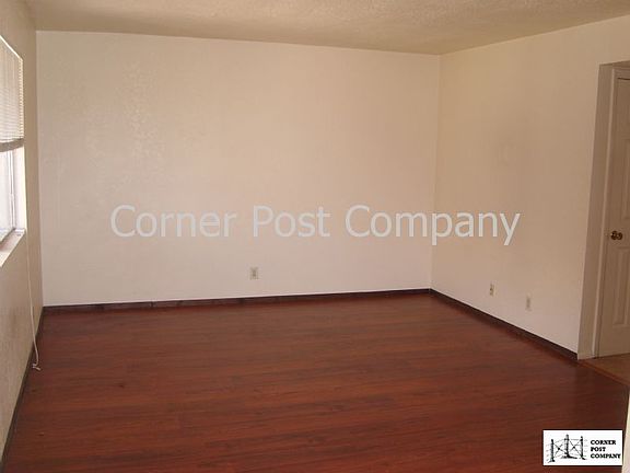 3rd image of 3509 Wellesley Dr NE APT C