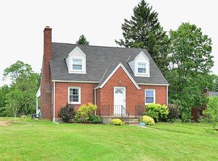 1770 Locust Rd, Sewickley, PA 15143