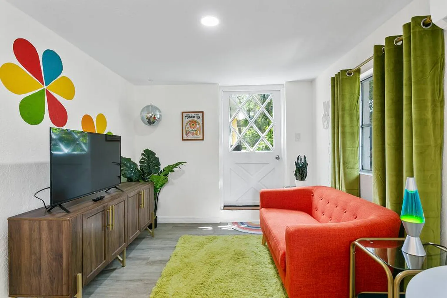 1 bed, 1.0 bath, 516 sqft, $2,275 — Photo 2