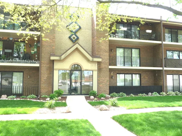 10312 S Keating Ave APT B4, Oak Lawn, IL 60453