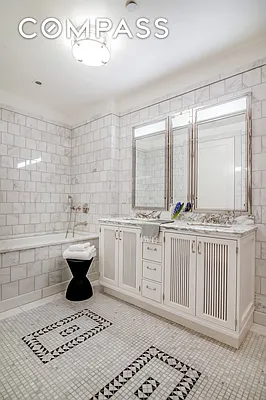 Rented by Compass | media 19