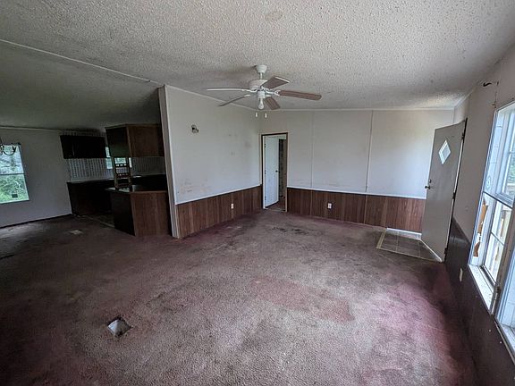 3rd image of 112 Clear Field Dr
