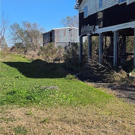 3rd image of 4355 Jean Lafitte Blvd