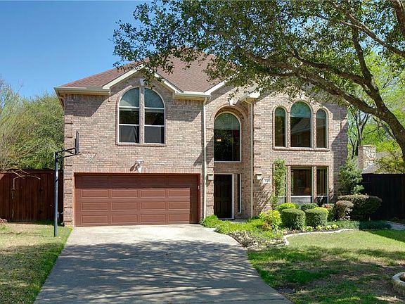 2nd image of 961 Parker Dr