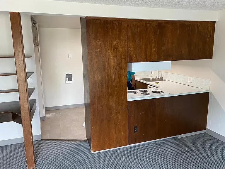 301 S Pine St #202 — Photo 7