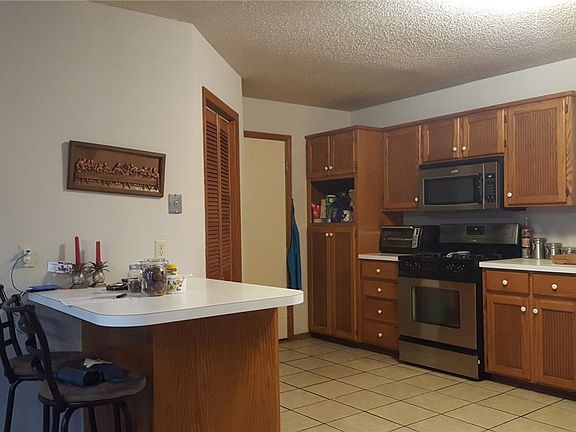 5th image of 3407 West Dr