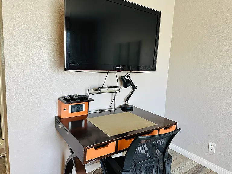 493 McKellar Cir #4 — Photo 6