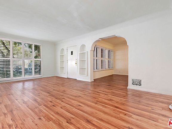 5th image of 1022 S Crescent Heights Blvd