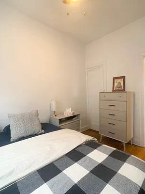 Rented by Corcoran | media 14