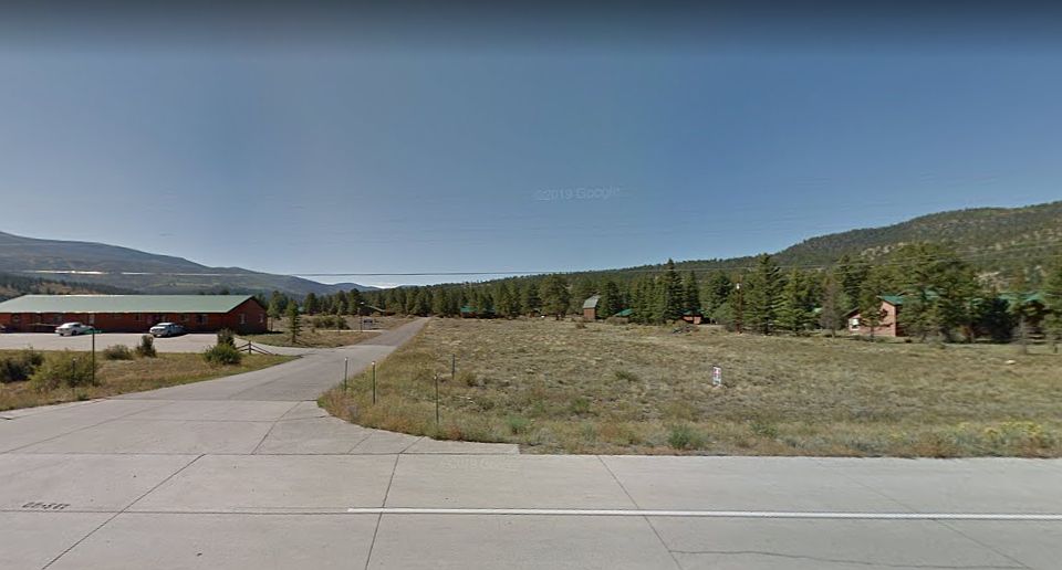 1st image of Lodge Dr E