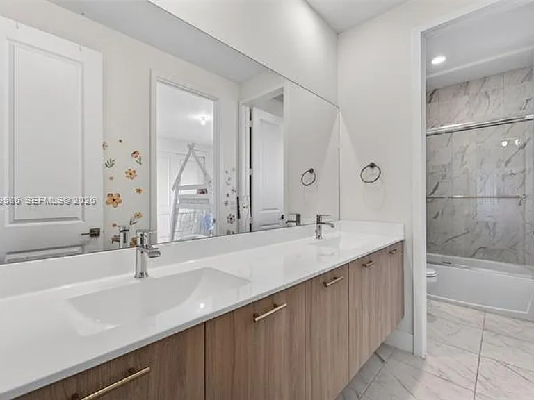 8267 SW 120th Ter — Photo 36