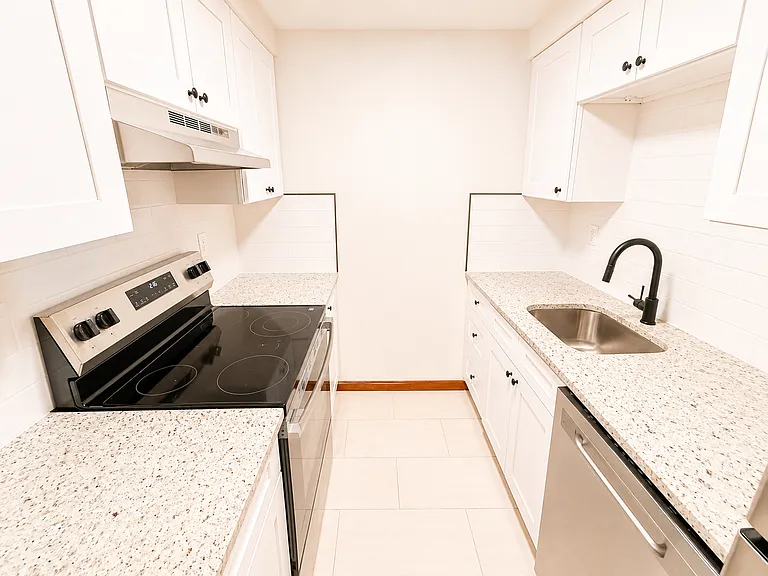 152 McCarty Ave — Photo 44