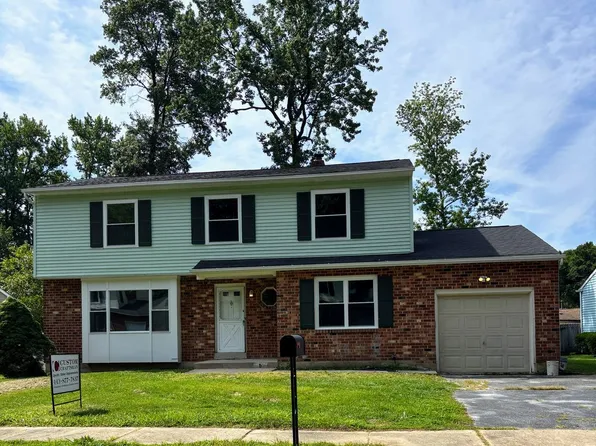 5 Firethorn Ct, Newark, DE 19711