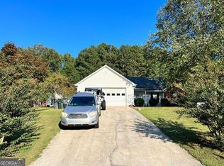 304 Greenleaf Ct, Loganville, GA 30052