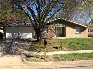 1415 E Timberview Ln, Arlington, TX 76014