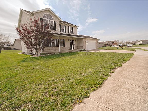 3rd image of 10 Crooked Stick Dr