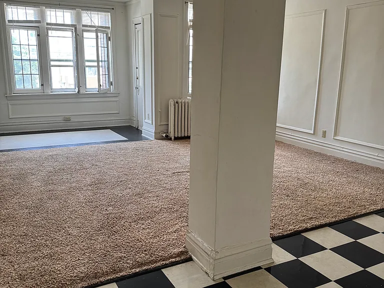 2218 N Summit Ave #201 — Photo 12