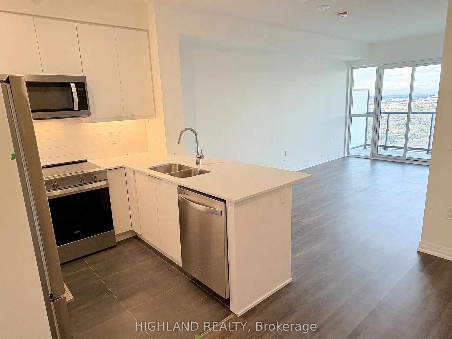 1 bed, $2,200 — Photo 3