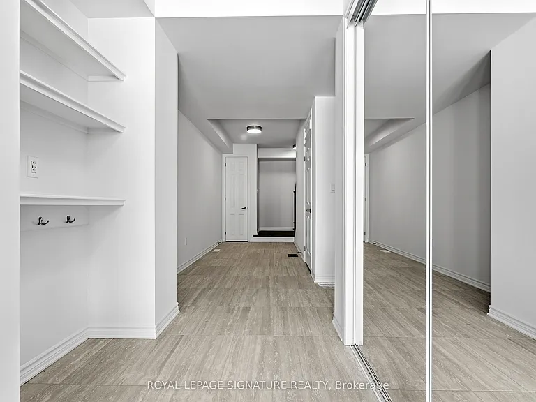 111 Avani Ave — Photo 2