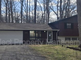 7001 Blake Dr, Fort Wayne, IN 46804