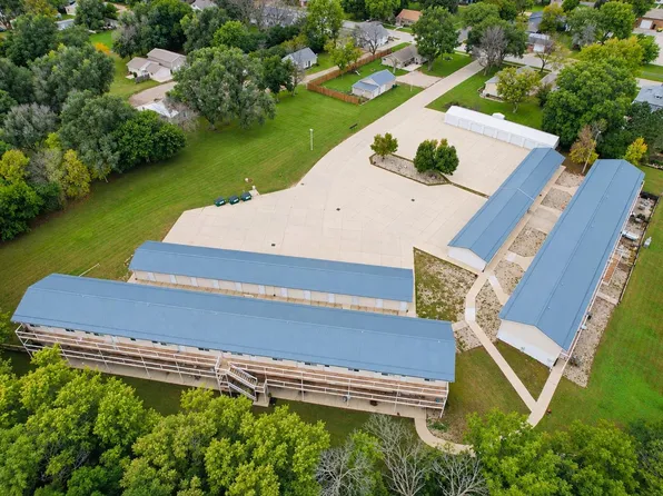 1209 6th St, Milford, IA 51351