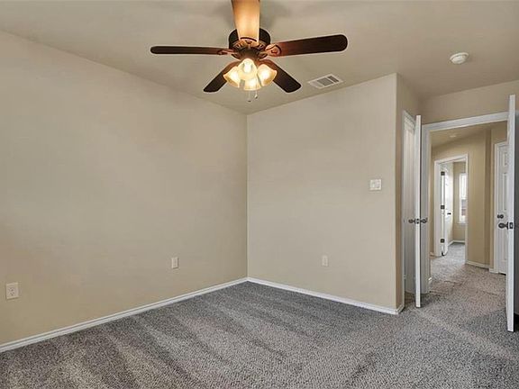 5th image of 170 Samuel Dr #A