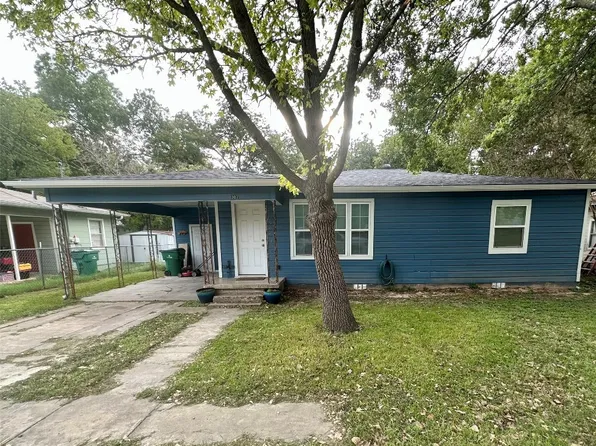 307 Gracie St, Dublin, TX 76446