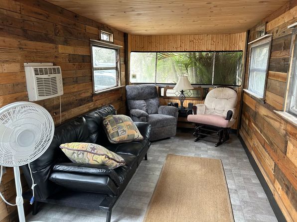 3031 Karl Wallenda Ct #3