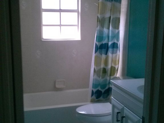 4th image of 888 Stonybrook Cir